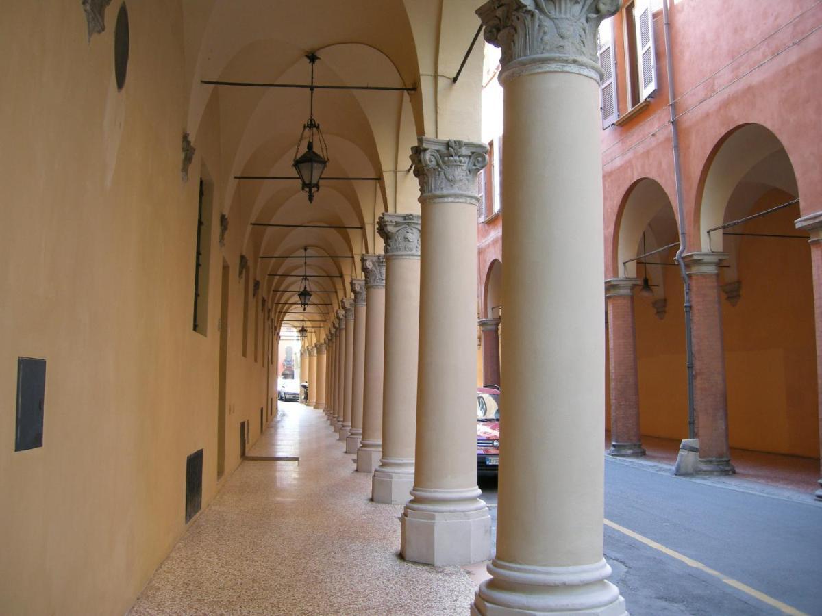 Saint George And The Dragon Suite Bologna Buitenkant foto